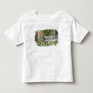 USA, Georgia, Pine Mountain. Chair in the Toddler T-shirt