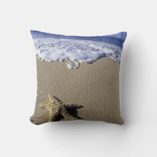 USA, Hawaii, Maui, Makena Beach, Starfish and Throw Pillow