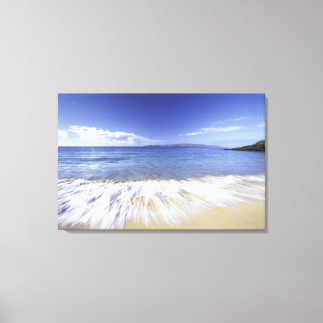 USA, Hawaii, Maui, Surf coming in to Makena Canvas Print (Front)