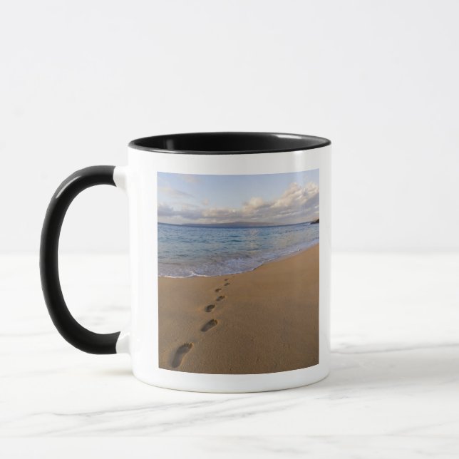 USA, Hawaii, Maui, Wailea, footprints on beach 2 Mug (Left)
