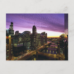USA, IL, Chicago. Chicago skyline and river Postcard