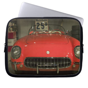 USA, Kentucky, Bowling Green: National Corvette 3 Laptop Sleeve