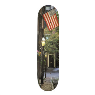USA, Massachusetts, Boston, Beacon Hill. Skateboard