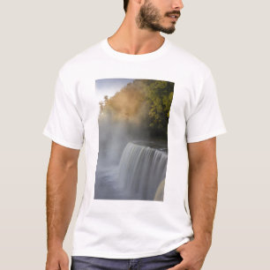 USA, Michigan, Upper Peninsula. Autumn sunrise T-Shirt
