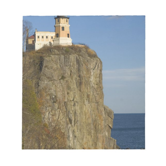 USA, Minnesota.  Split Rock Lighthouse on Lake Notepad (Front)