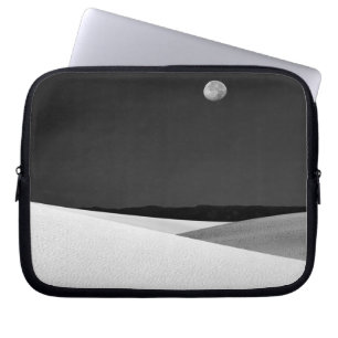 USA, New Mexico, White Sands National Monument. Laptop Sleeve