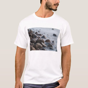 USA, New York, East Hampton. Ocean surf at T-Shirt