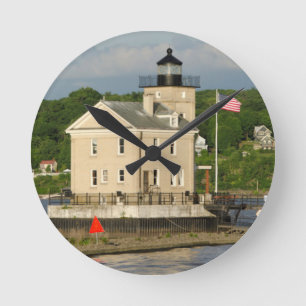 USA, New York, Kingston, Hudson River. Rondout Round Clock