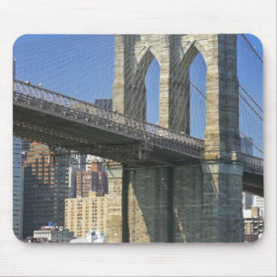 USA, New York, New York City. Brooklyn Bridge Mouse Pad