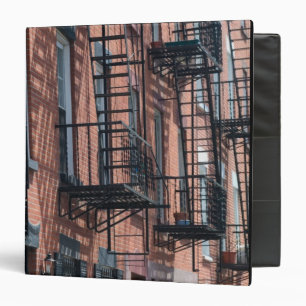 USA, New York, New York City, Brooklyn: Cobble Binder