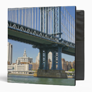 USA, New York, New York City. Manhattan Bridge Binder