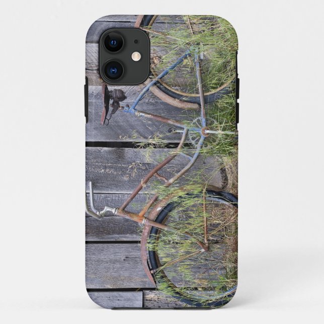USA, Oregon, Bend. A dilapidated old bike Case-Mate iPhone Case (Back)