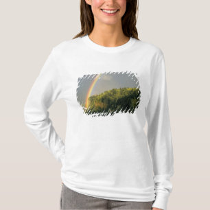 USA, Oregon, Columbia River Gorge National T-Shirt