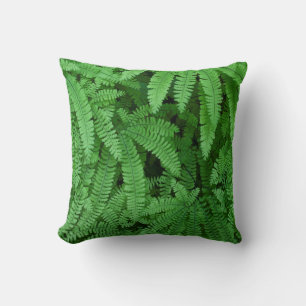 USA, Oregon, Silverton. Maidenhair Ferns Throw Pillow