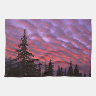 USA, Oregon, Three Sisters Wilderness, Vivid Kitchen Towel