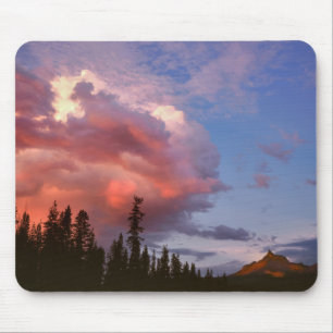 USA, Oregon, Umpqua National Forest. Storm Mouse Pad