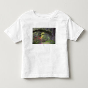 USA, South Carolina, Magnolia Gardens. Toddler T-shirt