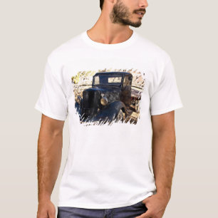USA, Utah, Capitol Reef National Park, Scenic T-Shirt