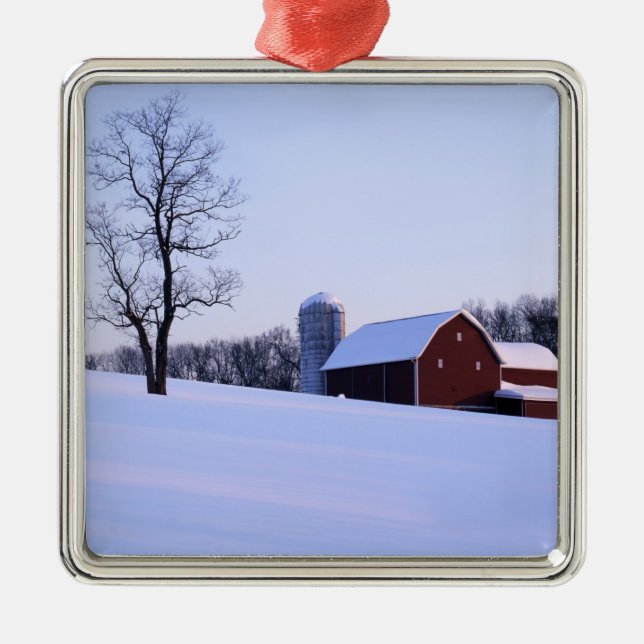 USA, Virginia, Shenandoah Valley, Barn Metal Ornament (Front)