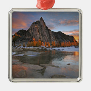 USA, Washington, Cascade Mountains. Prusik Metal Ornament