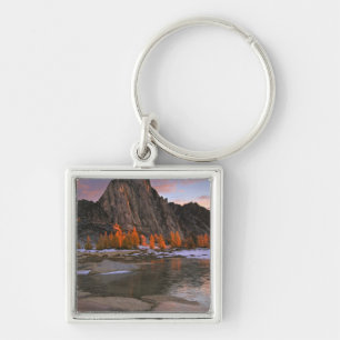 USA, Washington, Cascade Mountains. Prusik Peak Keychain