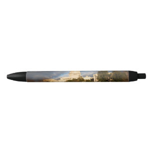 USA, Washington DC, Capitol building Black Ink Pen