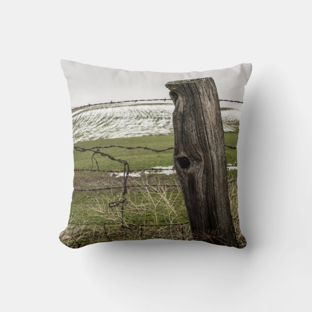 USA, Washington, Palouse Region Throw Pillow (Front)