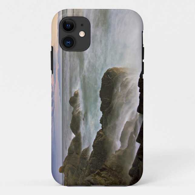 USA, Washington, San Juan Islands.  Waves crash Case-Mate iPhone Case (Back)