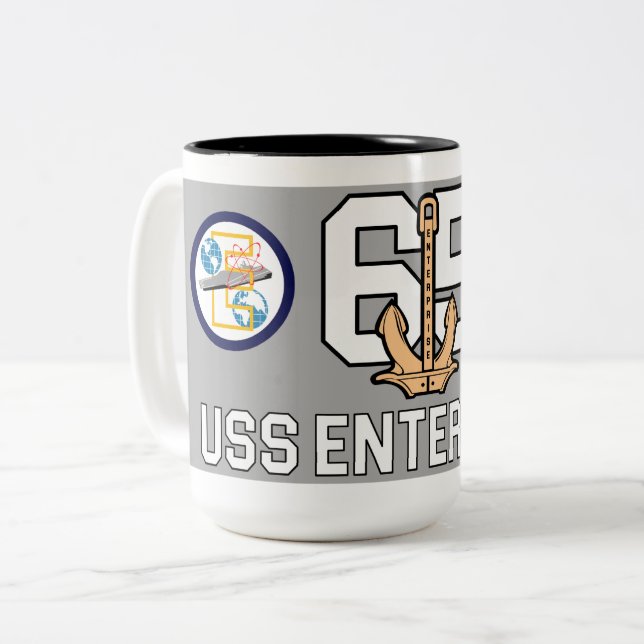 USS ENTERPRISE MUG NOUS SOMMES LÉGENDES (Devant gauche)