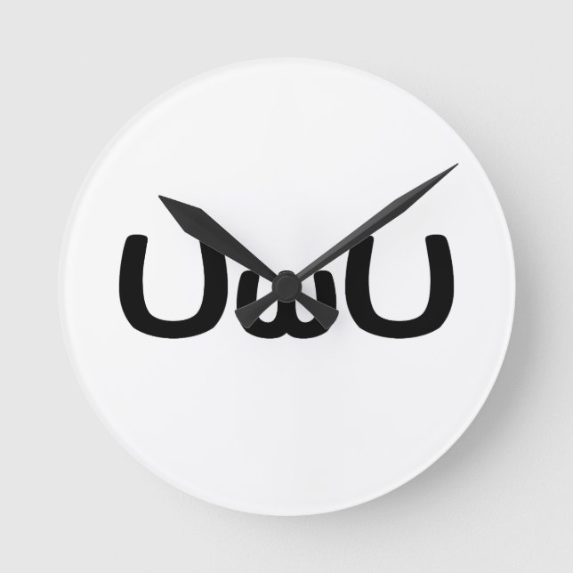 UwU Happy Anime Face Emoticon Round Clock (Front)