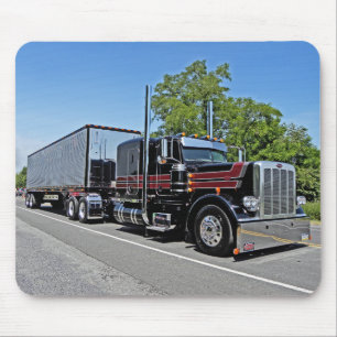 V Nolt's Black & Red 389 Mousepad