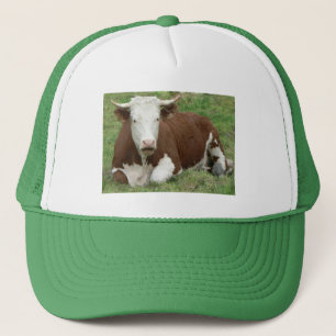 Vache dans le Casquette d'herbe