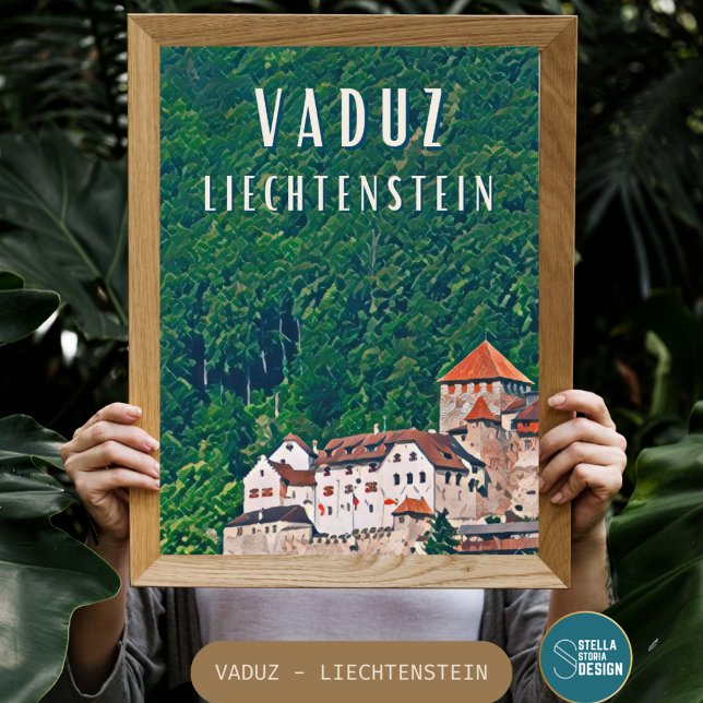 Vaduz, capitale cachée du Liechtenstein Poster (Vaduz est la capitale du Liechtenstein. Siège du gouvernement de la principauté, )