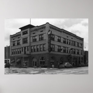 Vale, Oregon View of Hotel Vale Photograph Poster