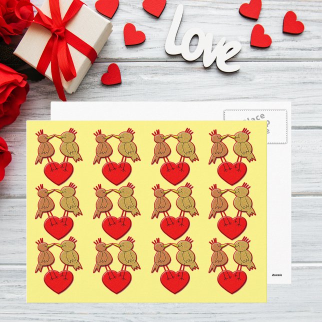 Valentine Birds sur une carte postale Motif de coe (Valentine Birds on a Heart Pattern Postcard)