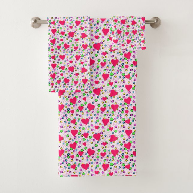 Valentine Hearts Bath Towel Set (Insitu)