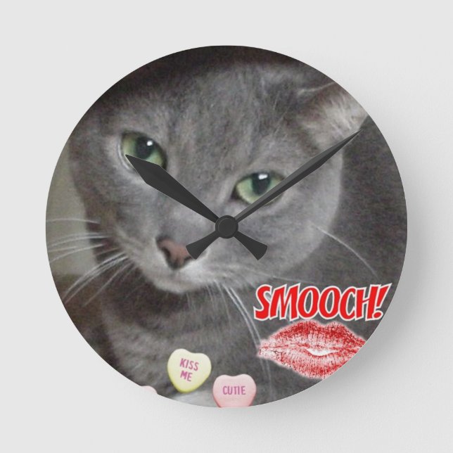 Valentine Russian Blue Cat Round Clock (Front)