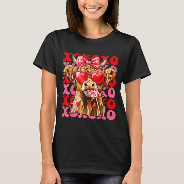 Valentine Xoxo Highland Cow Cute Coquette Bow West T-Shirt (Front)