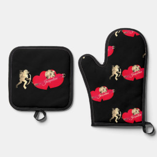 Valentine's Cupid w/Hearts Oven Mitt & Pot Holder Set