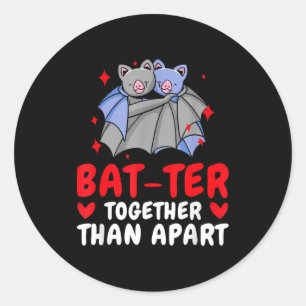 Valentine's Day Cuddling Cute Bats Couple Bat Vale Classic Round Sticker