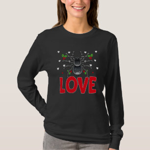 Valentine's Day Hearts Love Tarantula Animal Women T-Shirt