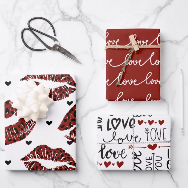 VALENTINES DAY LOVE SCRIPT HEARTS & LIPS WRAPPING PAPER SHEET (Front)