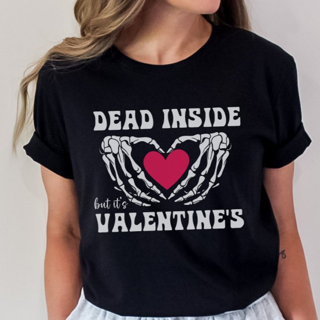 Valentine's Day Skeleton, Funny Gothic Valentine T T-Shirt (Creator Uploaded)