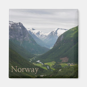Vallée de Hjelle en Norvège aimant texte
