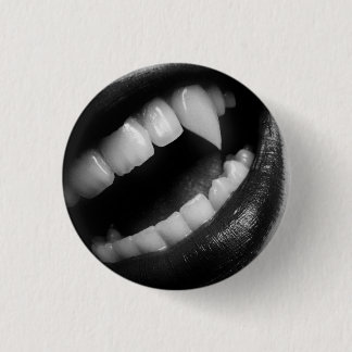 VAMPIRE FANGS 1 INCH ROUND BUTTON