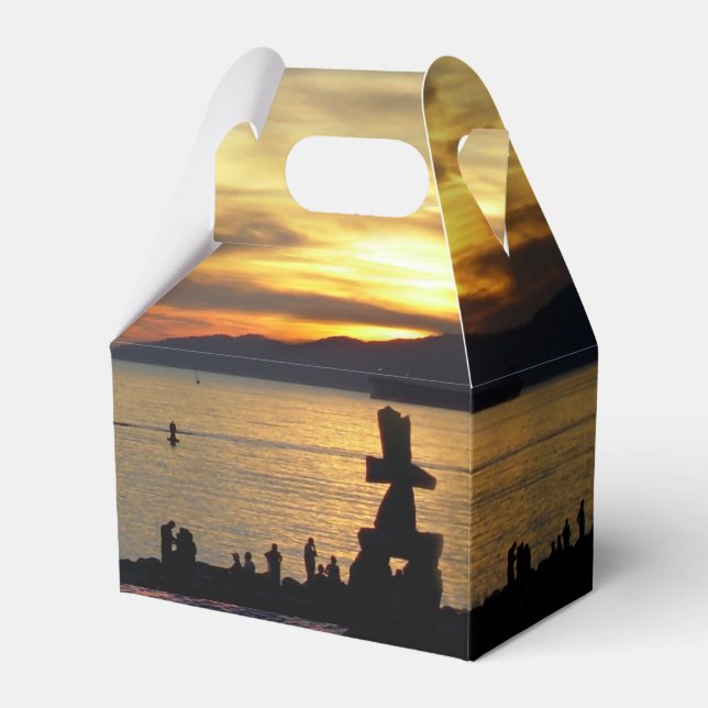 Vancouver Favour Box Personalized Vancouver Boxes (Front Side)