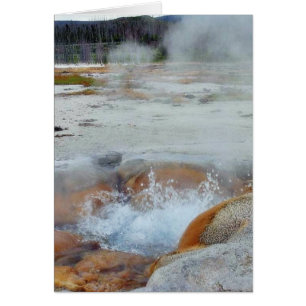 Vapeur de geysers bouillant Yellowstone