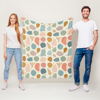 Various shapes in pastel colours fleece blanket