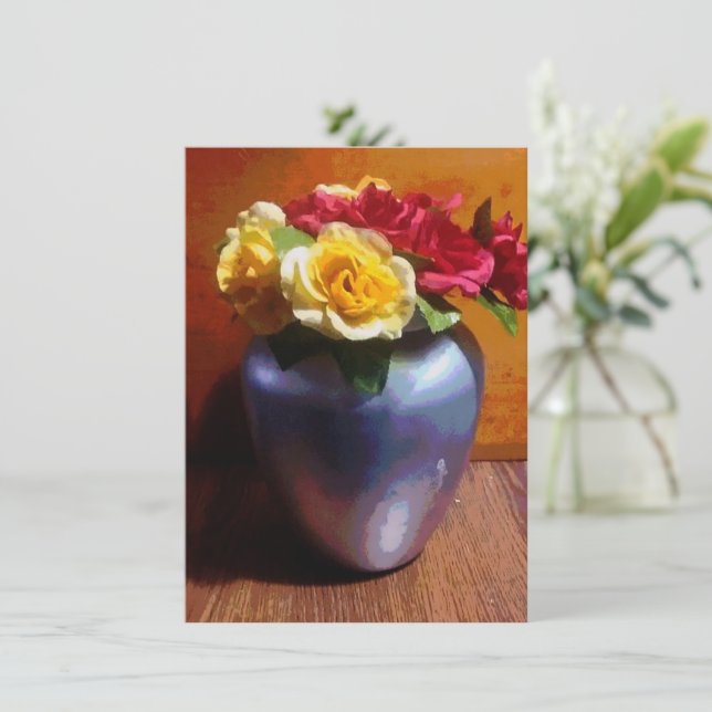 Vase of roses Flat Holiday Card (Standing Front)