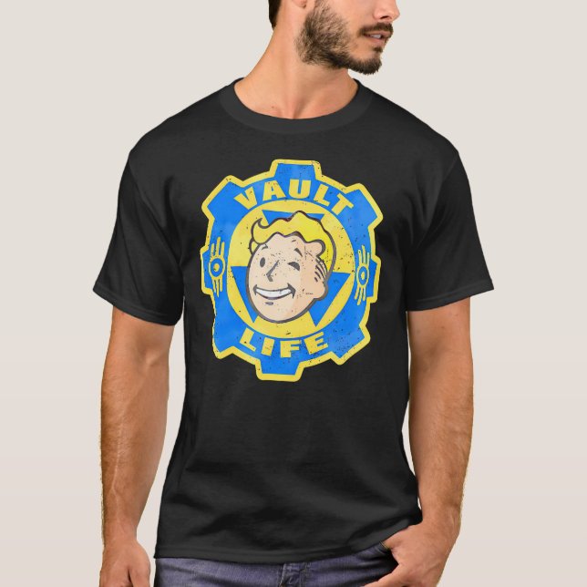 Vault Tec T-Shirt (Front)